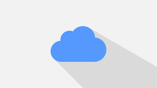 https://pixabay.com/vectors/cloud-cloud-computing-connection-3308170/