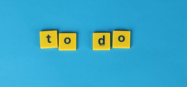 Tracking system integration with git repository